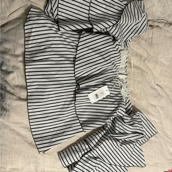 Caroline Constas Carmen Ruffle Off The Shoulder Top - Picture 5 of 9